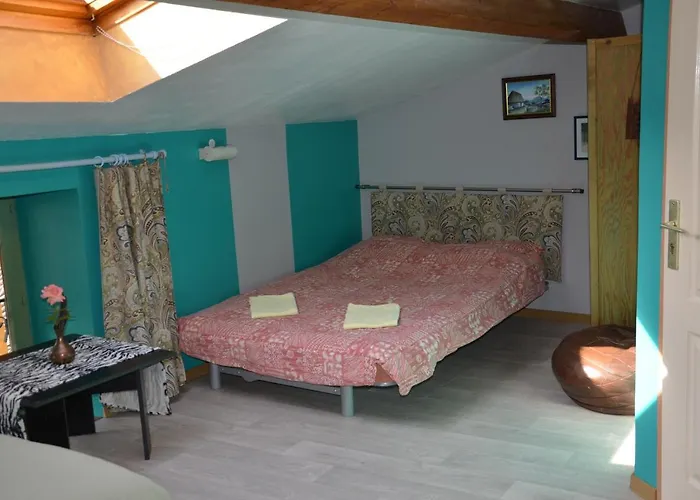 Et Colocation - Les 7 Fontaines Bed & Breakfast *