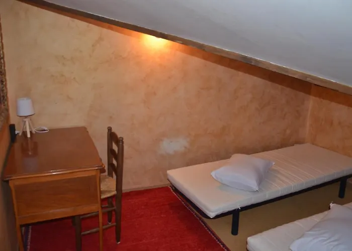 Et Colocation - Les 7 Fontaines Bed & Breakfast *